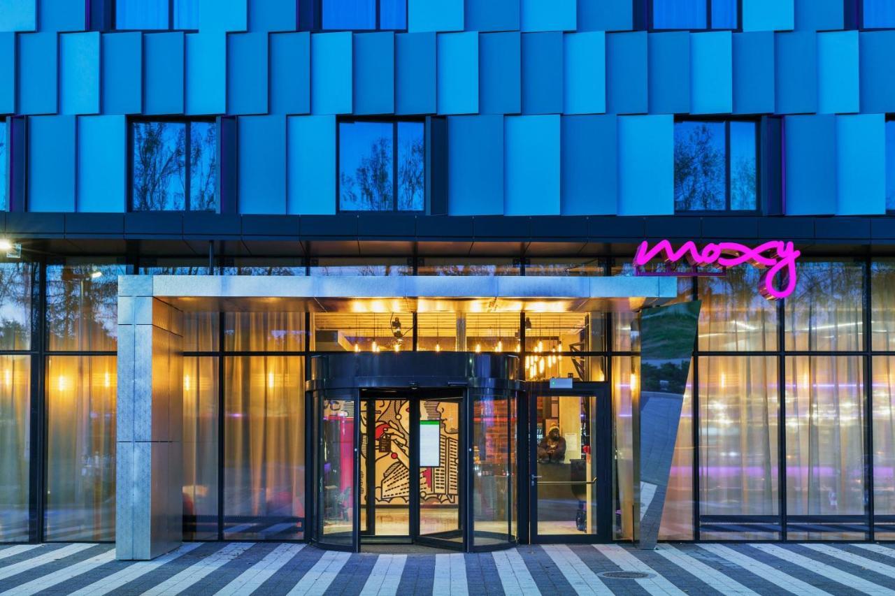 Moxy Katowice Airport Hotel Pyrzowice Exterior photo