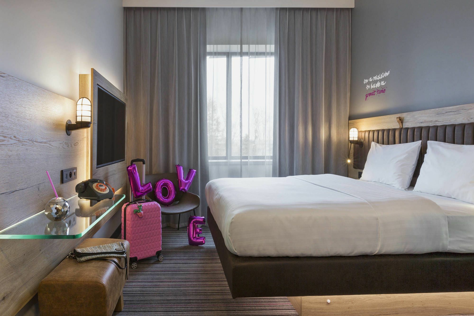 Moxy Katowice Airport Hotel Pyrzowice Exterior photo