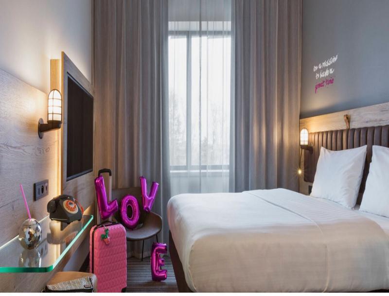 Moxy Katowice Airport Hotel Pyrzowice Exterior photo